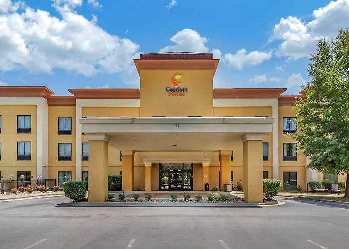 Comfort Suites Clayton - Garner