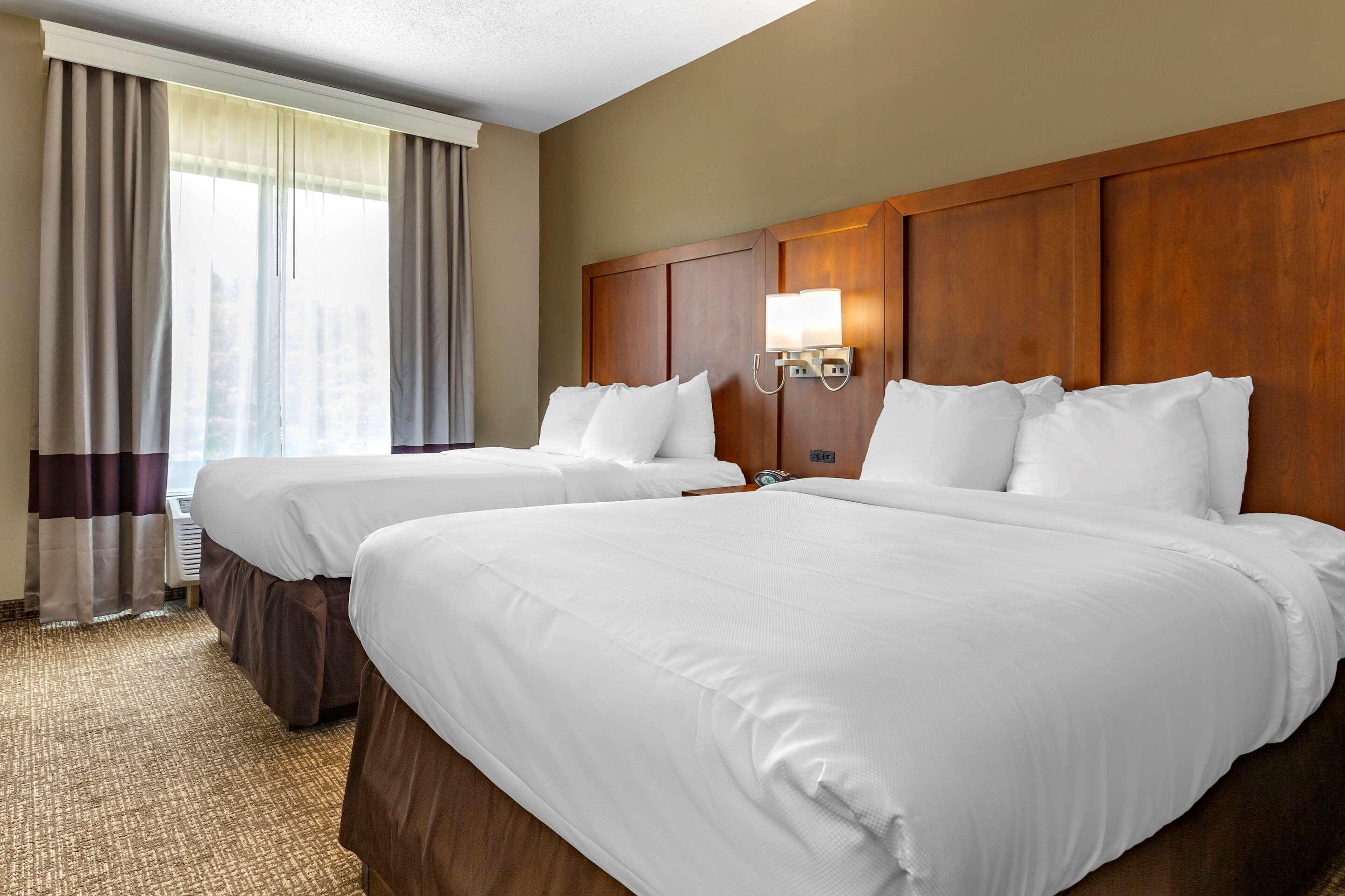 Hotel Comfort - Garner