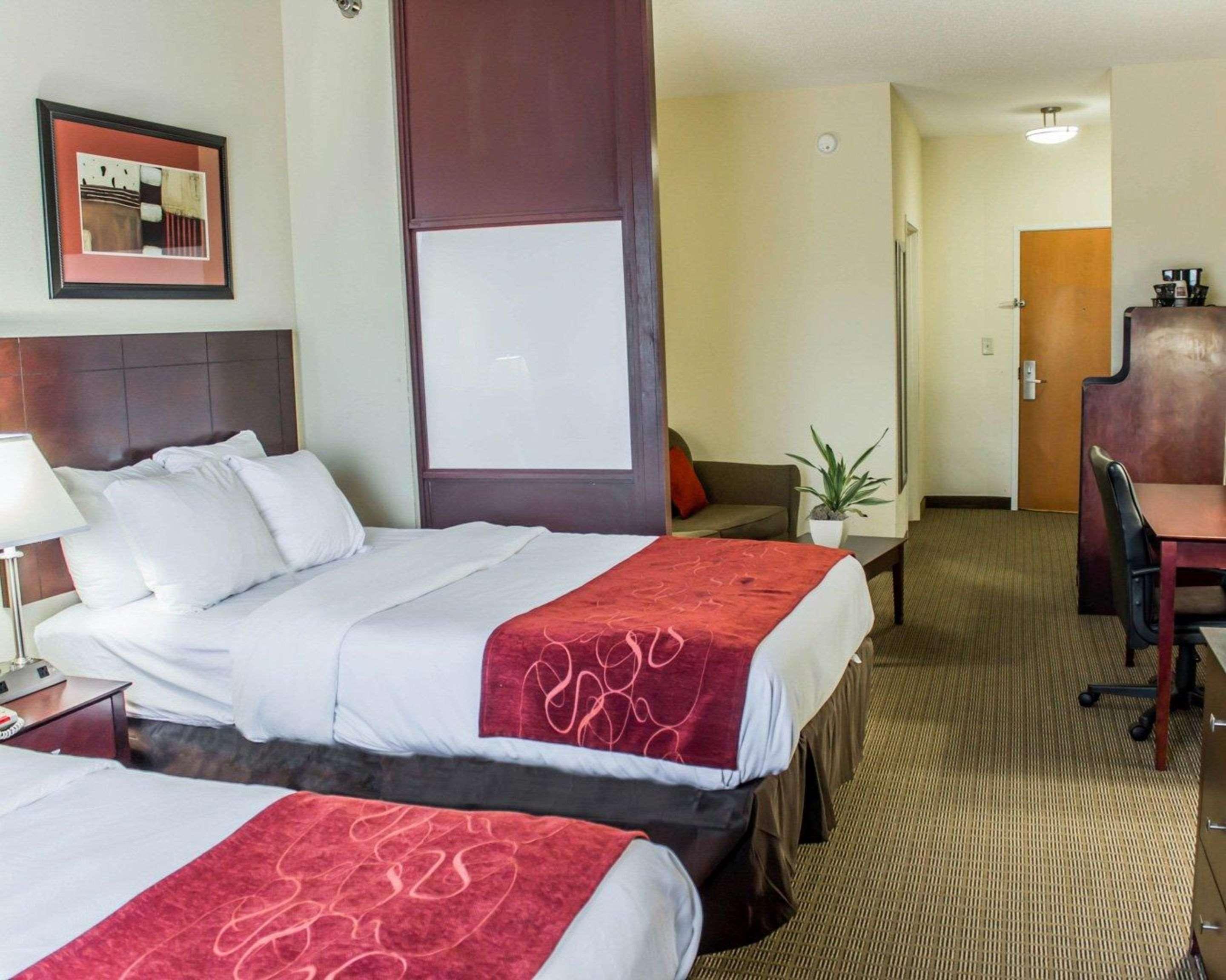 Hotel Comfort - Garner