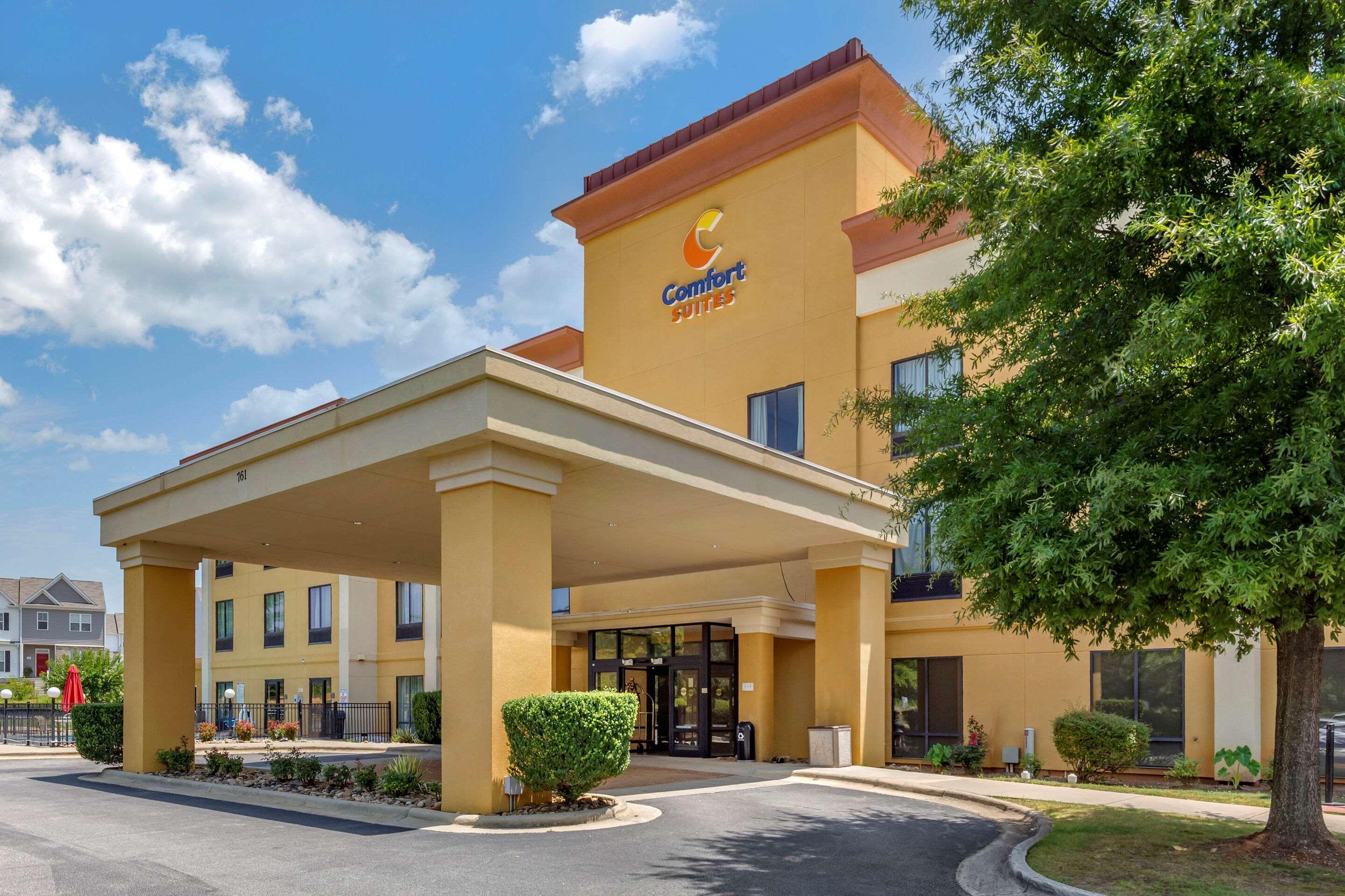 Hotel Comfort - Garner 3*